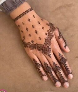 Traditional simple mehndi design