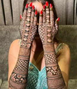 Back Hand Bridal Mehndi Design 887x1024