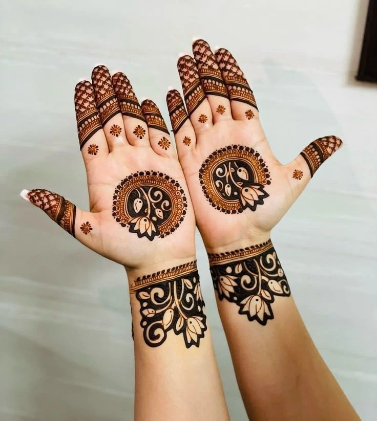 Bold Strokes Mehndi Designs