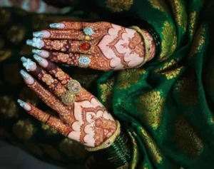 Browse traditional to modern bridal mehndi designs 1024x809