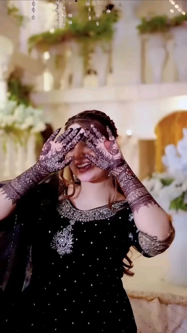 Rabeeca Khan Mehndi Design Eid