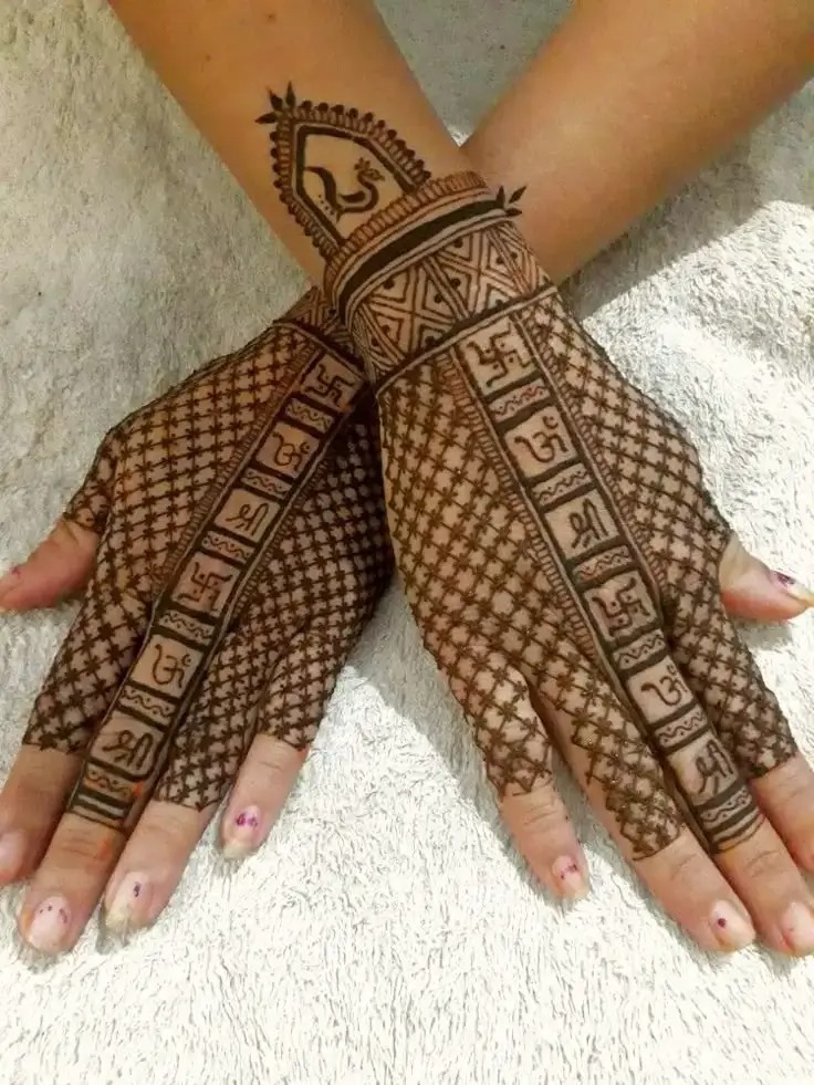 mehndi design back hand