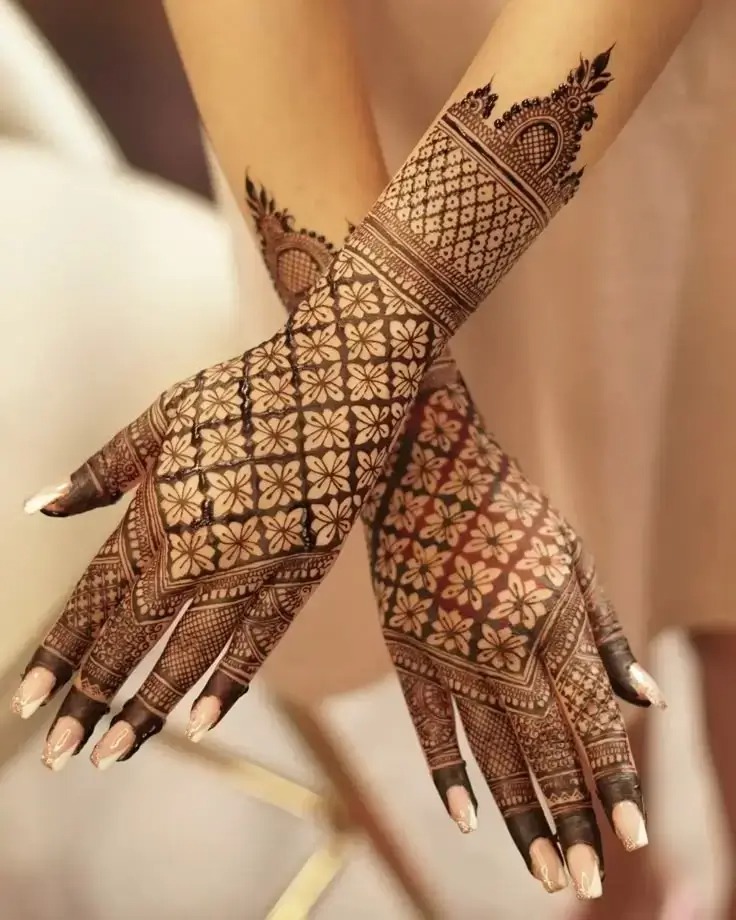 palm mehndi bharwa mehndi design