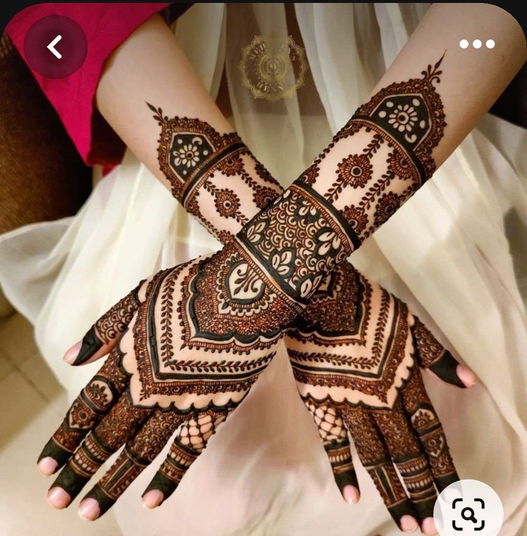 simple back hand bharwa mehndi design