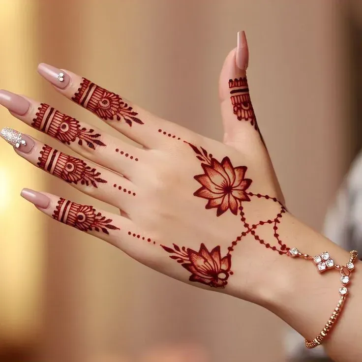 Easy and Beautiful Mehndi Design
