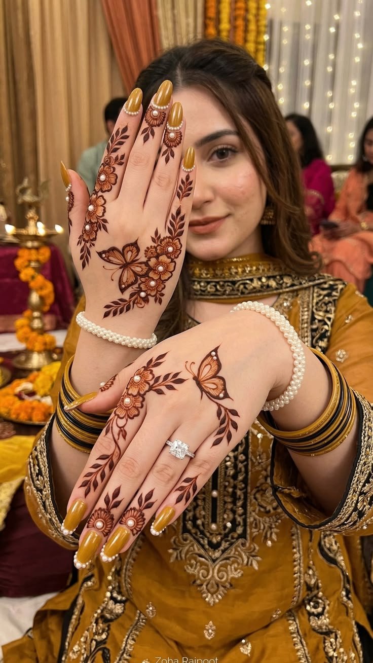 Henna New Mehndi Design