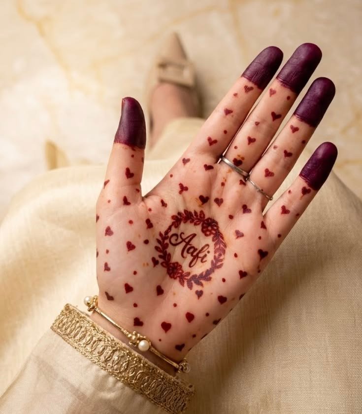 Minimalistic Name Mehndi Design (3)