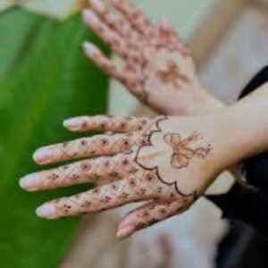 Short Mehndi Design Simple and Beautiful (1) Short Mehndi Design Simple and Beautiful (1)