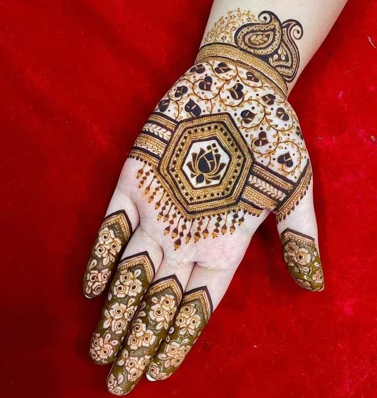 Simple Mehndi Design Flower Front Hand