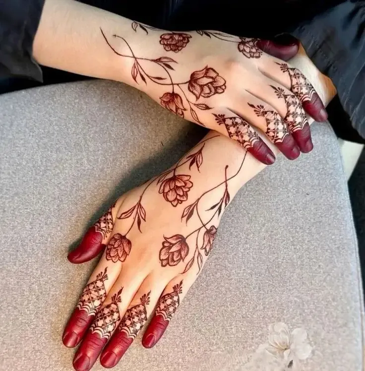 Stylish Simple Mehndi Design