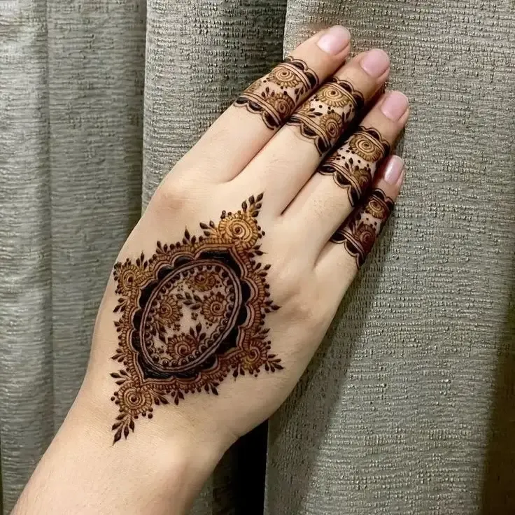 Very Simple Mehndi Design