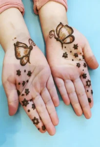 butterfly mehndi des (1)