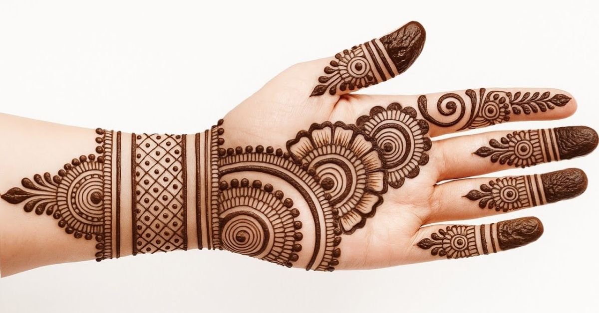 cute mehndi design