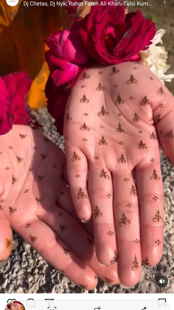 flower mehndi design for front hand