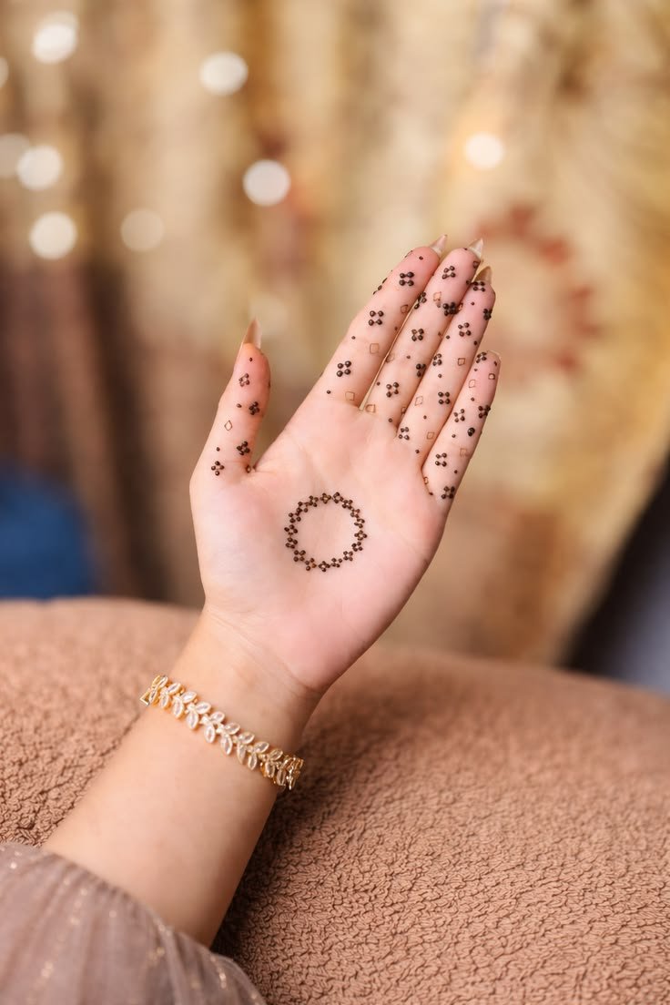 mehndi design flower