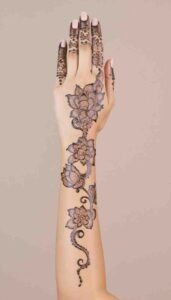 lotus mehndi design (12)