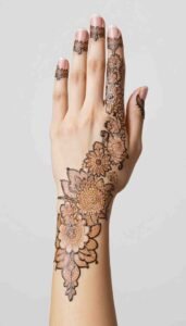 lotus mehndi design (22)