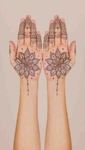lotus mehndi design (9)